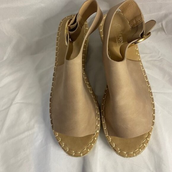 Catherine MaLandrino Women's  Espadrille Beige Wedges  Size 8.5 - Picture 1 of 9
